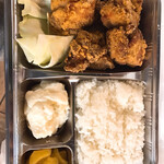 ささづか酒場 はだか電球 - 