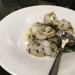 横浜大飯店 - "イカの青シソ炒め"