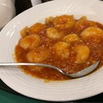 横浜大飯店 - "海老チリソース煮"