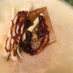 横浜大飯店 - "北京ダックを巻いて"