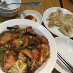 タイガー餃子会舘 - 