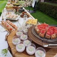 岩崎台倶楽部 グラスグラス - 春をテーマにしたパティシエ特製デザートビュッフェ
                    美味しそうなデザートいっぱい♡