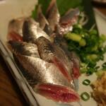 酒菜坊 橋蔵 - 飛魚刺　ズームアップ