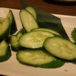 酒菜坊 橋蔵 - 梅キュウ　ズームアップ