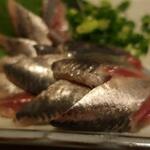 酒菜坊 橋蔵 - 飛魚刺　ズームアップ