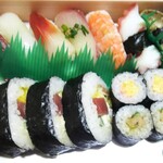 玄海鮨 - リバース・アングル  巻物はいずれもハーフサイズ