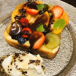 カファレル 神戸北野本店 - 春限定のスペシャル・フルーツ・ドルチェ♡チョコレートを絡めていただきます(о´∀`о)
