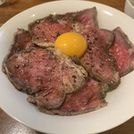 FC&DiningTable::Steak DINER ARIYOSHI - ローストビーフ丼