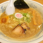 優勝軒 - とんこつラーメン