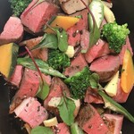 エール新町 - テイクアウト　アラカルトメニューから牛フィレ肉150ｇと鴨フィレ肉150ｇのポアレ6300円