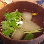 天ぷら 甚兵衛 - 冬瓜と三つ葉のお吸い物