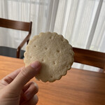 ベイク ルーム - SHORT BREAD ショートブレッド。小麦粉！バター！っていう味。さくほろ。ぼんやりとあまー