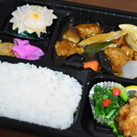 盛華楼 - 酢豚弁当