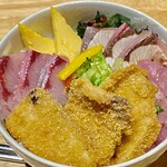 ブリブリ丼