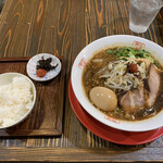 麺屋 ひしお - ひしおセット、紀州湯浅吟醸醤油ラーメン煮玉子入り♪