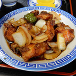 129798868 - とりみそ＝鶏の味噌炒め＝醤爆鶏丁（ジャンボチーテン）
