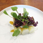 御影 ジュエンヌ - フランスから届いたホワイトアスパラの茹で上げと明石の穴子 サバイヨンのソース