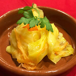 ・Lightly marinated cabbage