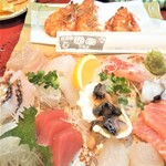 Izakaya Konami - 島の魚介類刺し盛り