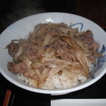 Kare Menkoubou Menno Ka - 肉ごぼう丼。肉とごぼうの相性バツグン！