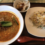 中国・四川料理 龍宮城 - 麺セット（坦々麵・ライス→チャハン・サラダ)