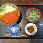 いくら家 丼 - 