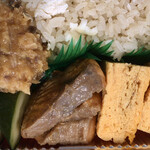 めしの助 - 魚みそ
      きゅうりのぬか漬け
      鮭の焼漬け
      玉子焼き