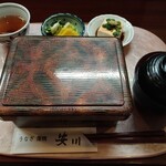 安川 - うな重 配膳