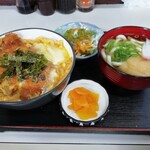 ふくとみ - かつ丼（うどん）