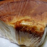 栄夏 - 栄夏さんから、うちの病み上がりの父親へのシフォンケーキのプレゼントです。ありがとうございました!!