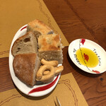 Trattoria Da KENZO - フォカッチャ＆パン