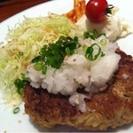 焼鶏あきら - 炭火焼鶏ハンバーグ鬼おろしポン酢980円