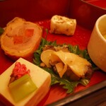 隠れ房 - 前菜だけどもお腹いっぱい(;゜0゜)