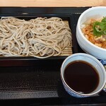 乙蕎麦 - 粗挽きせいろと、小丼(親子丼) 