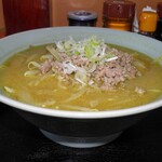 サッポロラーメンたき - カレーラーメンにんにく抜き 800円、ひき肉増し 100円