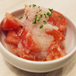 トンテキ食堂8 - トマトのサラダ(400円)