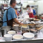 鴨肉珍 - 店内の調理場