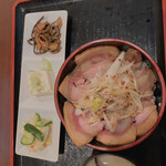 Nomikuidouraku Shin - 焼豚丼