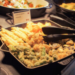 ブッフェアンドカフェ スロープサイドダイナー ザクロ - 