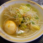 Tammen Ramen Nyannyan Hanten - タンメン塩味、煮卵