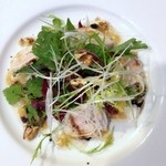 Brasserie anakale - 岩手県産鶏ムネ肉の低温ボイルハムとくるみのサラダ