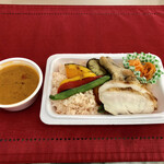 ナガタ店 - ココナッツミルクとチキンカレー…1000円