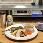ナガタ店 - ココナッツミルクとチキンカレー…1000円（盛り付けてみた）