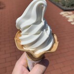 Gashi Koubou Sandhiaru - バニラ Soft Cream レギュラー、360円