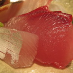 本濱 - 刺盛り  アオリイカ、イナダ、メジナ、イサキの炙り3