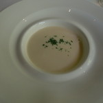 ル ポアン ドゥ ヴュ - パースニップ（白にんじん）のポタージュ