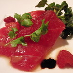 AKI NAGAO - 訪問２回目－ゆったりフレンチ－マグロを使った前菜