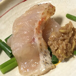 温石 - このシットリ感が伝わるでしょうか？日本海側のノドグロのようにくどくはありません。適度な脂が舌を喜ばせます