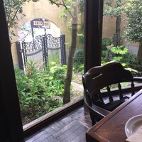 pantagruelico  - 店内の席からの眺めです。