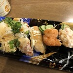 マックスバリュ - 料理写真:サラダにぎり